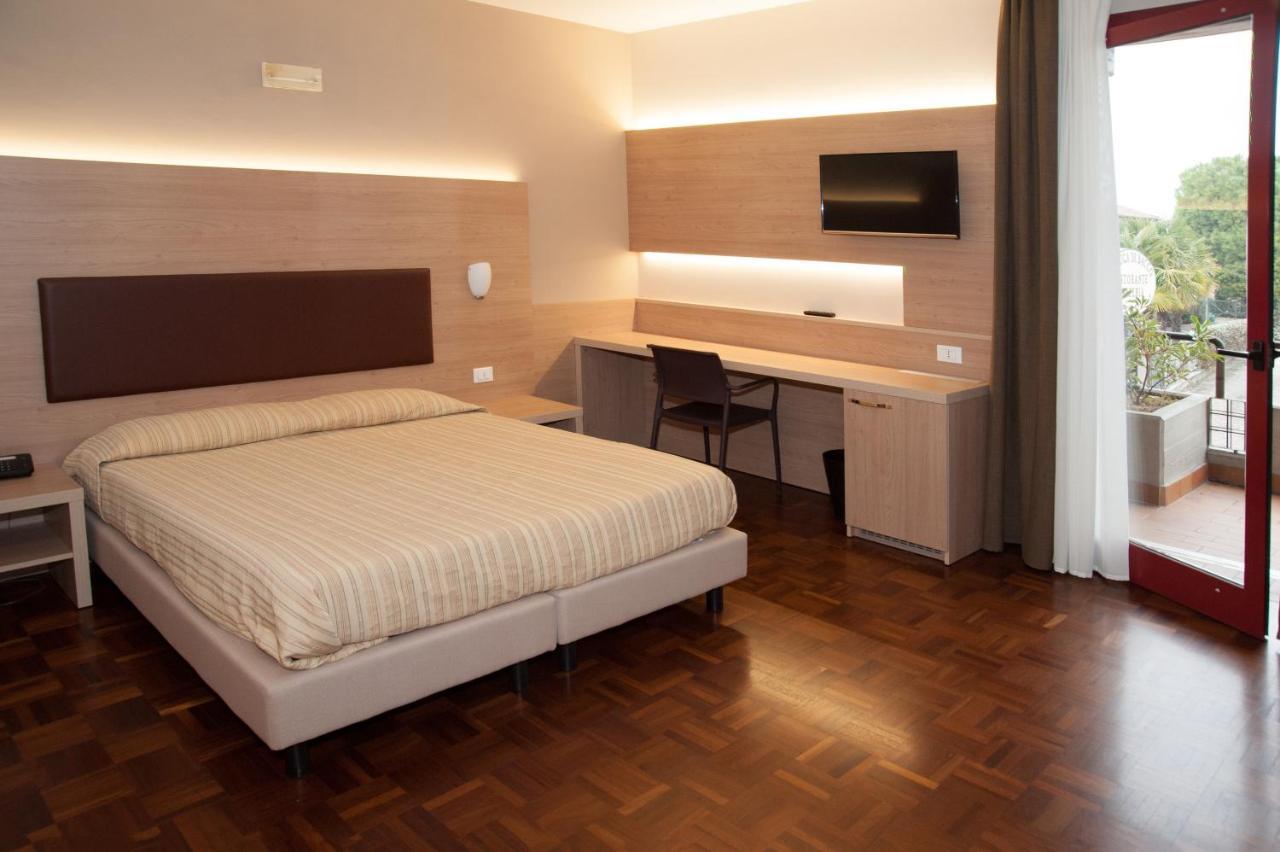 Hotel Buca Di Bacco Volta Mantovana Dış mekan fotoğraf
