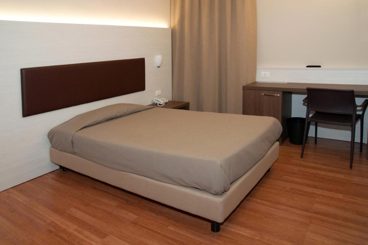 Hotel Buca Di Bacco Volta Mantovana Dış mekan fotoğraf